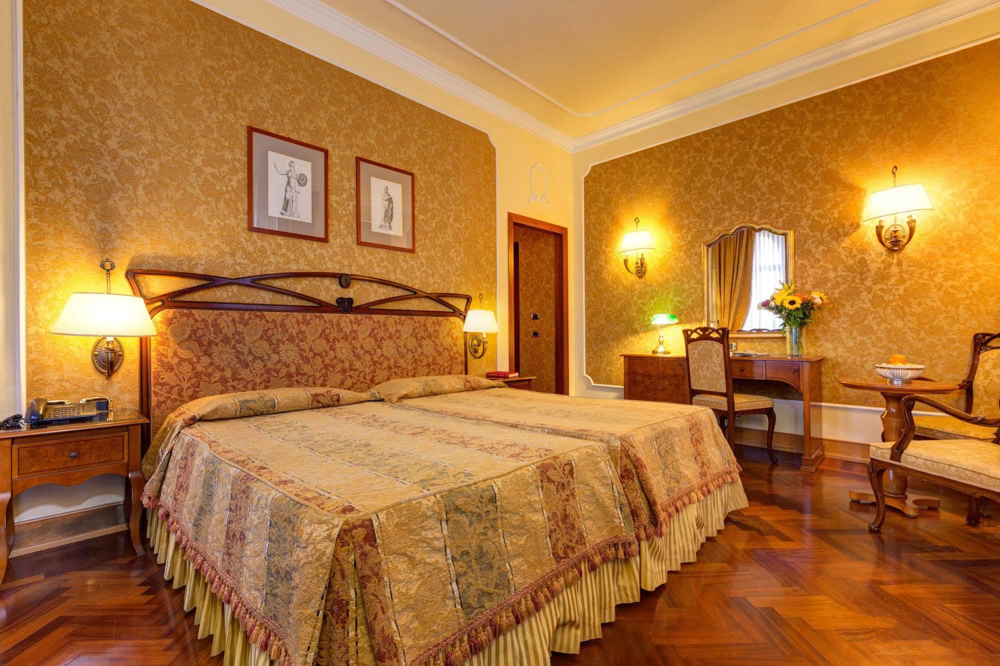 Hotel Villa Morgagni Rom Exteriör bild