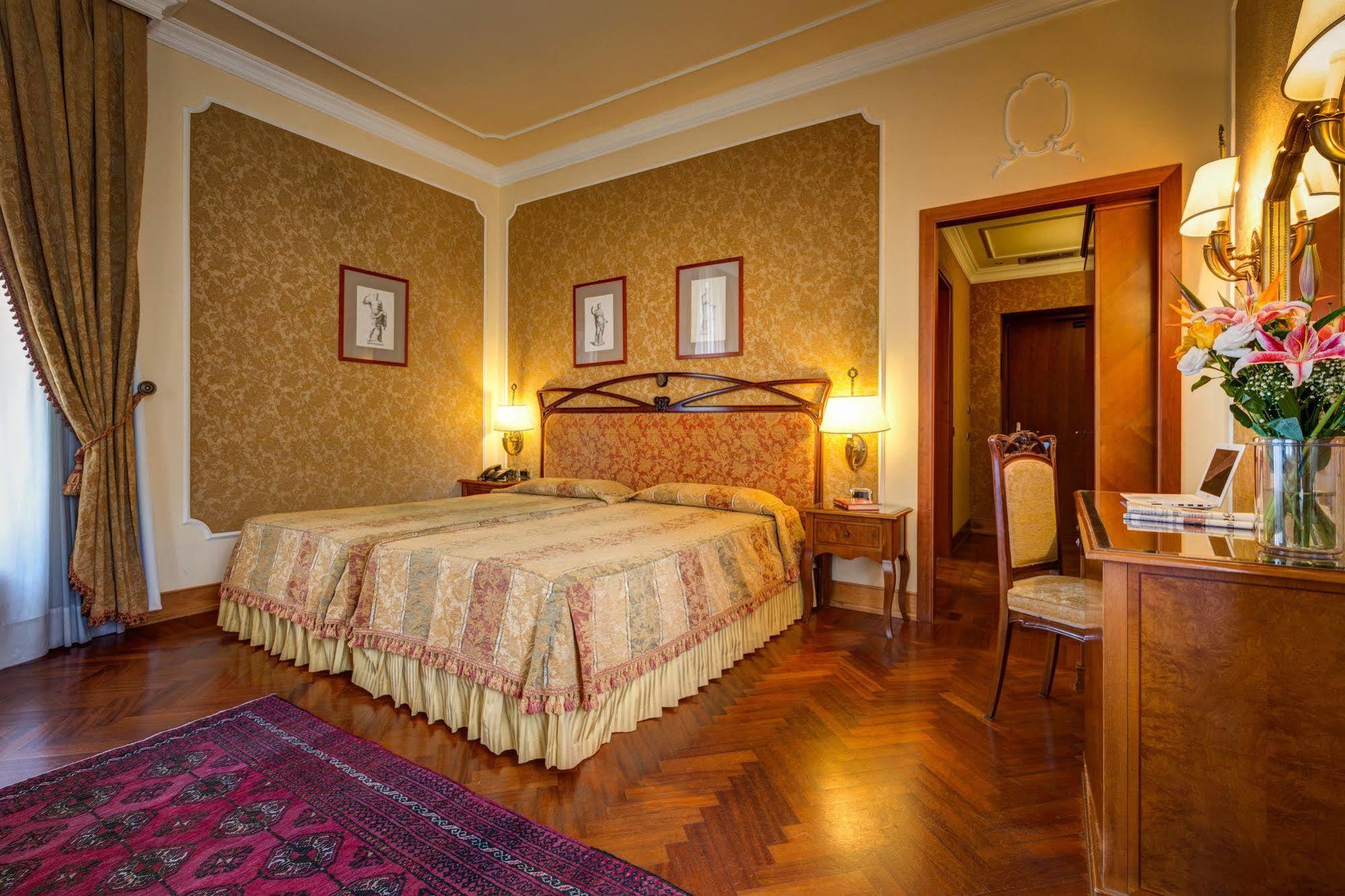 Hotel Villa Morgagni Rom Exteriör bild